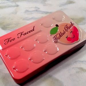 Too Faced Tickled 🍑 Peach